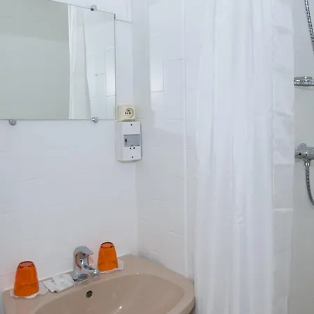 Le Stanislas 酒店 2*