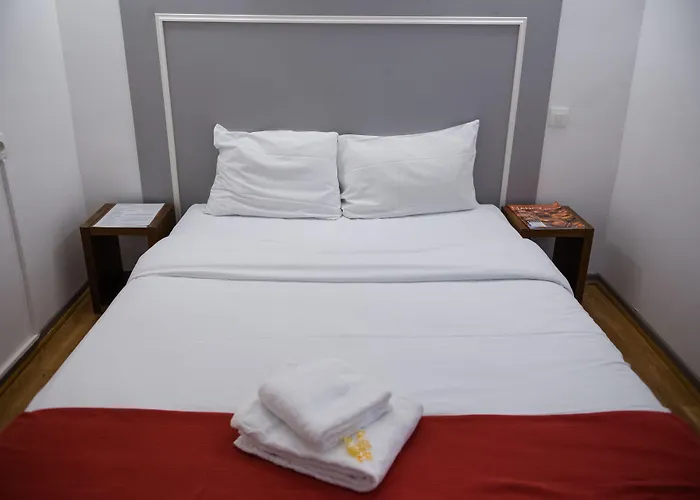 Le Stanislas 酒店 2*