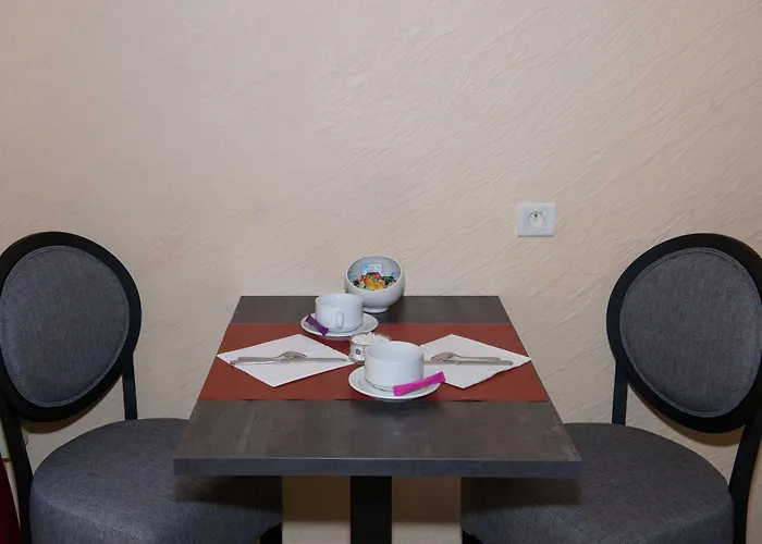 Le Stanislas 酒店 2*